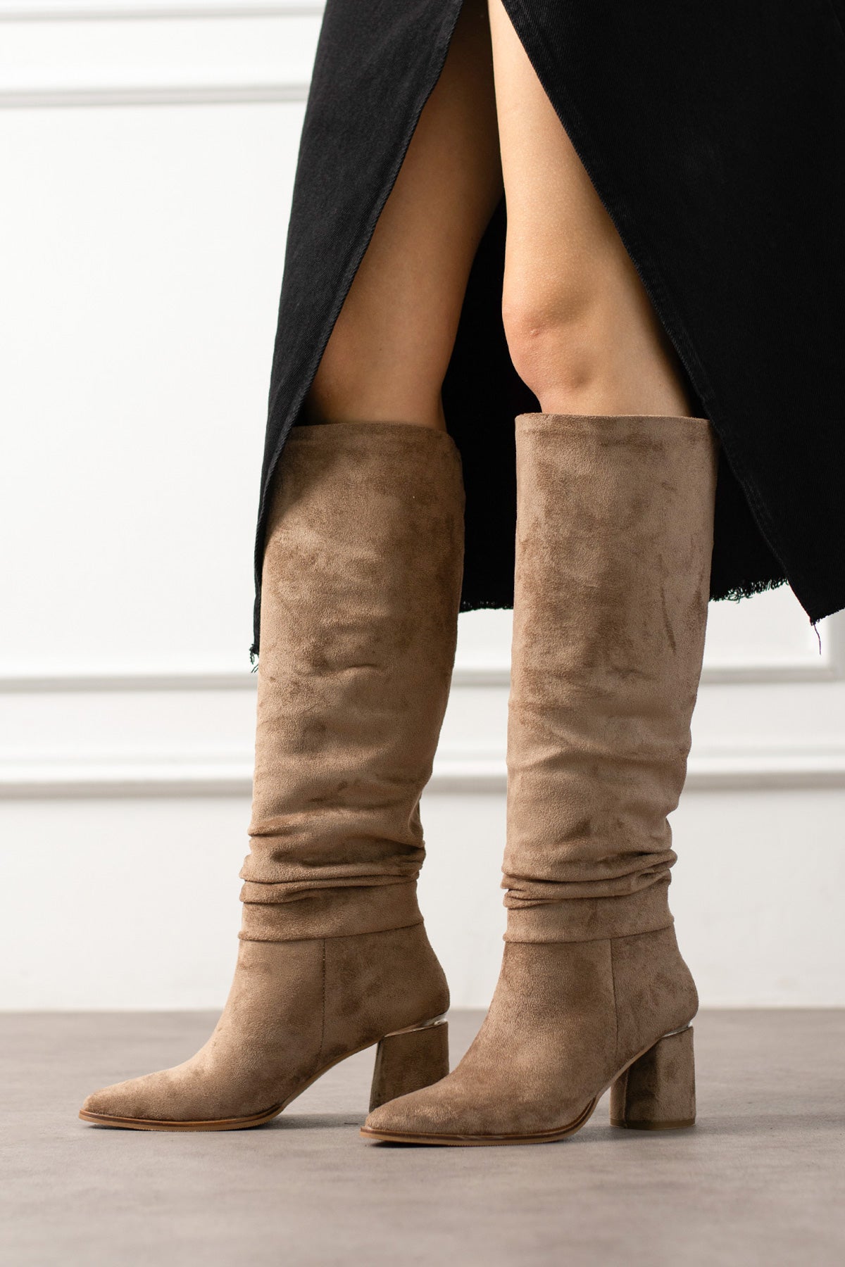 Marven Vizon Süet Topuklu Çizme