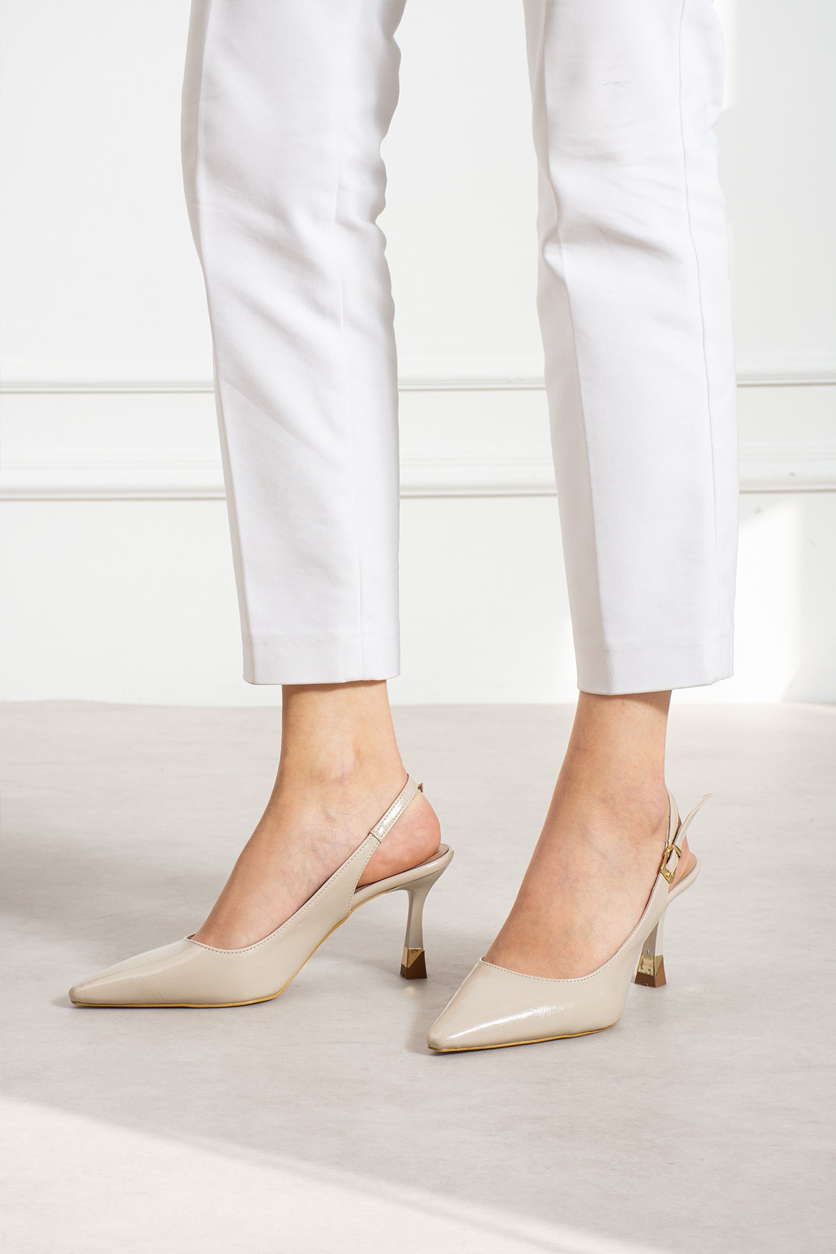 Luna Ten Rustik Arkası Açık İnce Topuklu Ayakkabı