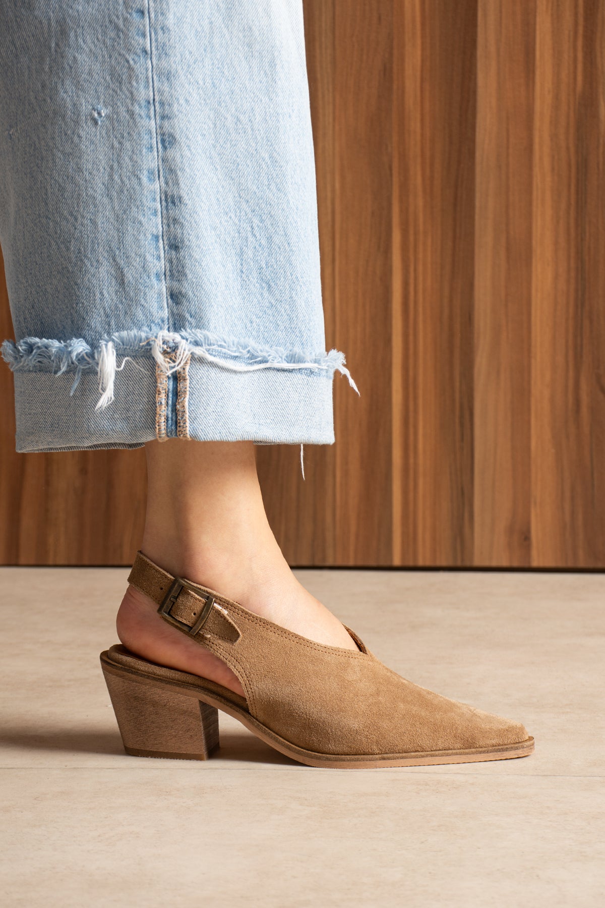 Zelda Vizon Süet Hakiki Deri Sivri Burun Arkası Açık Kalın Topuklu Ayakkabı