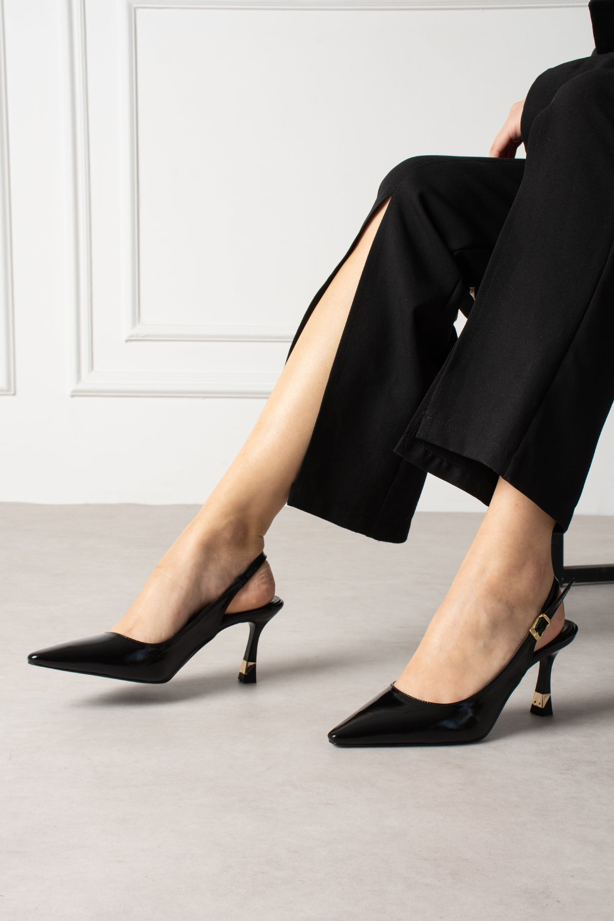 Luna Siyah Rustik Arkası Açık İnce Topuklu Ayakkabı